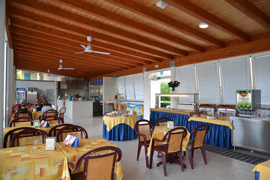 Aparthotel Villaggio Marco Polo Bibione per bambini, bar-ristorante