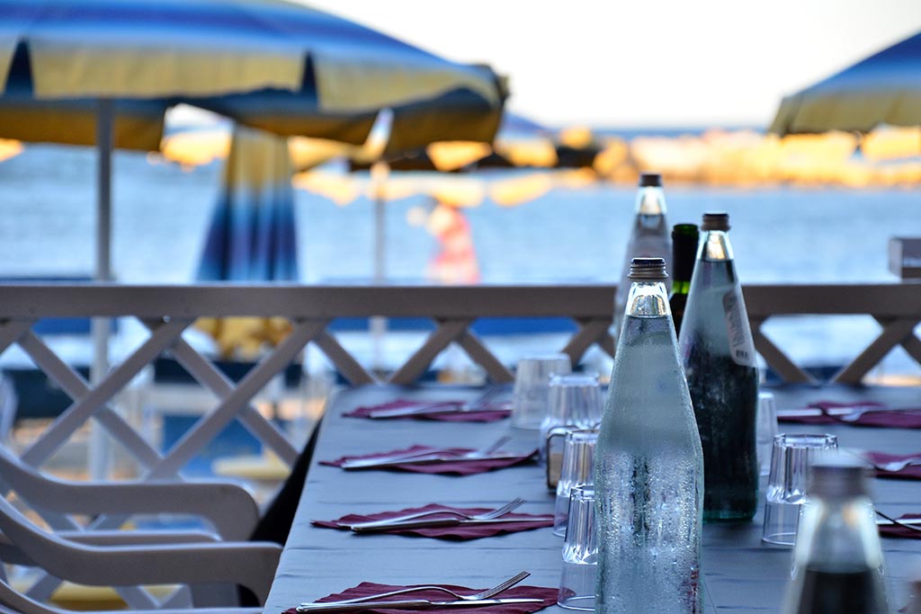 Family Club Hotel Bikini Tropicana al Lido di Savio, ristorante terrazza sul mare