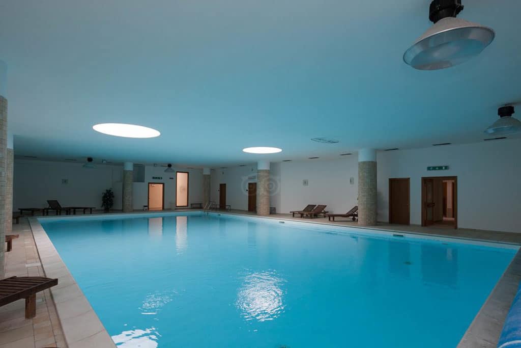 Le Ginestre Wellness & Family Hotel Vieste, piscina al coperto