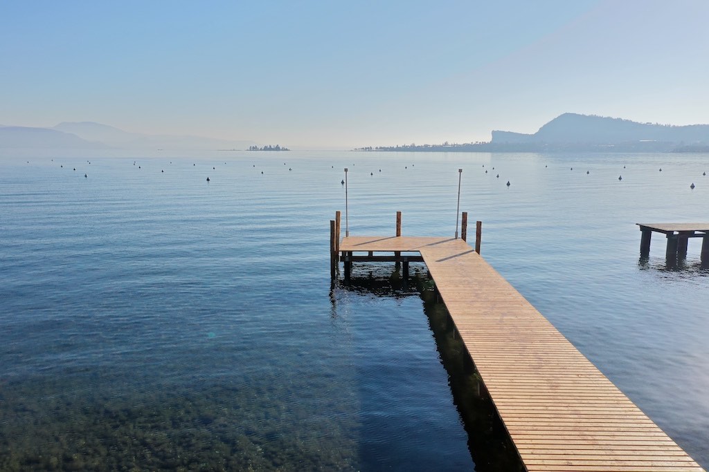 Lago di Garda Camping Europa Silvella per bambini, pontile sul lago