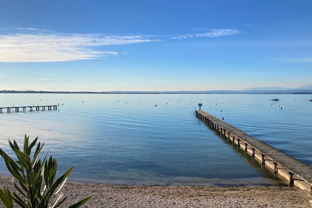 Lago di Garda Camping le Palme per bambini, pontile e spiaggia sul lago