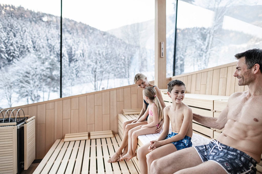 Falkensteiner Family Hotel Lido in Val Pusteria, sauna per famiglie