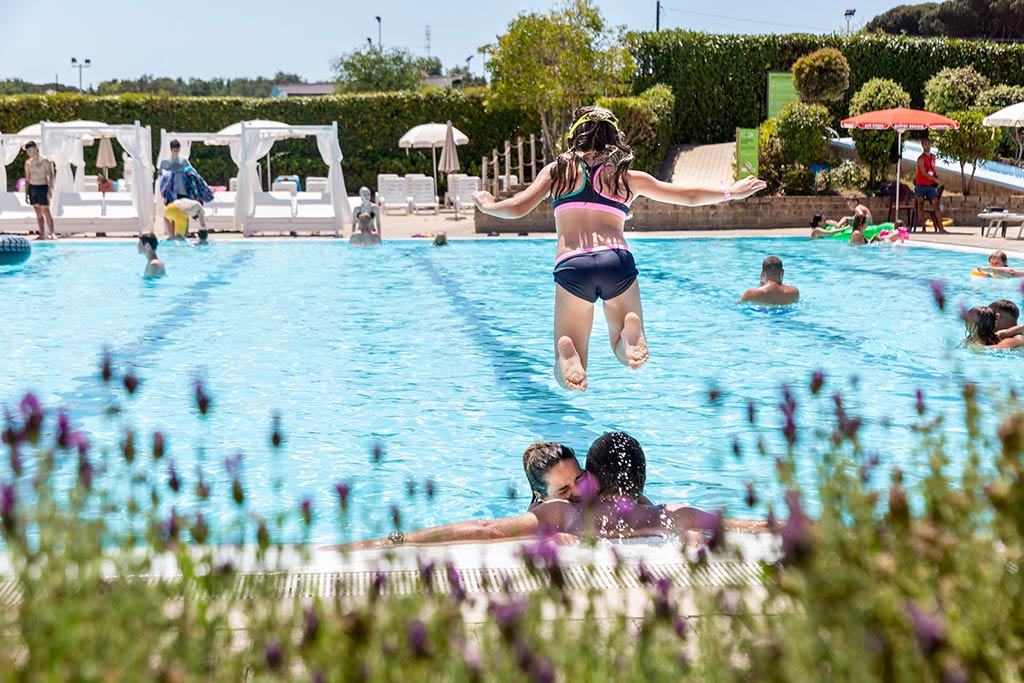 Fabulous Village, campeggio e villaggio per bambini tra Roma e Ostia, piscina