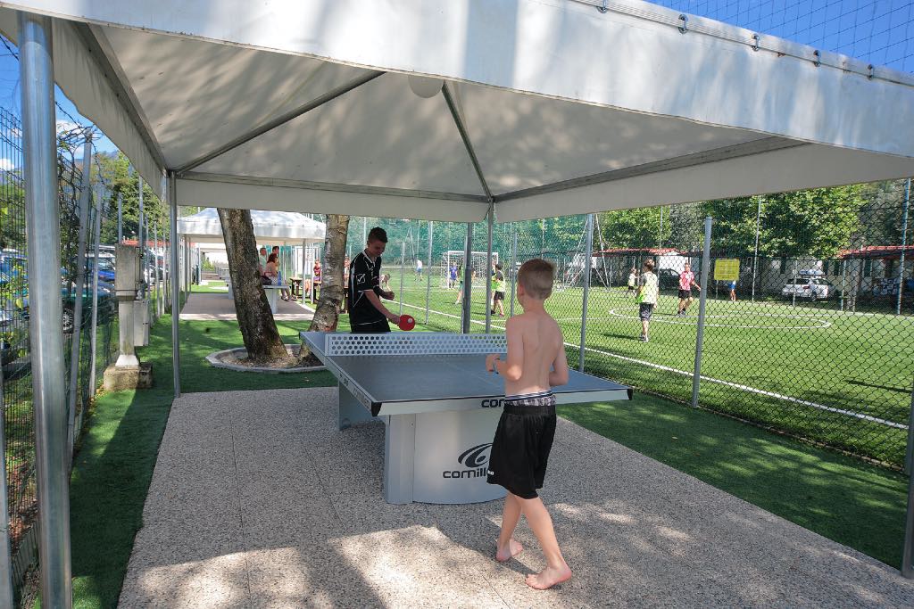 Camping Village Isolino per bambini sul Lago Maggiore, ping pong