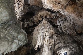Garfagnana con bambini, Grotta del Vento