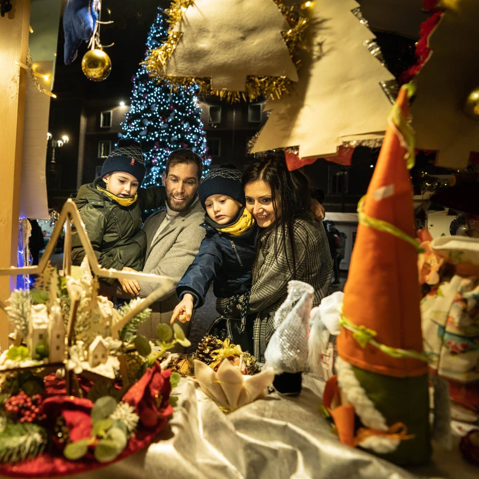 Il Magico Paese Di Babbo Natale A Govone, Scopri La Magia! | FamilyGO