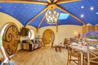 Hotel insoliti Hobbit house in Inghilterra