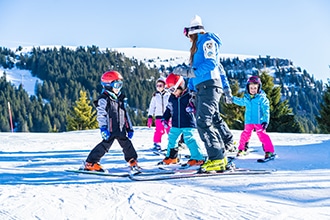 Scuola sci bimbi a Passo Coe in Alpe Cimbra