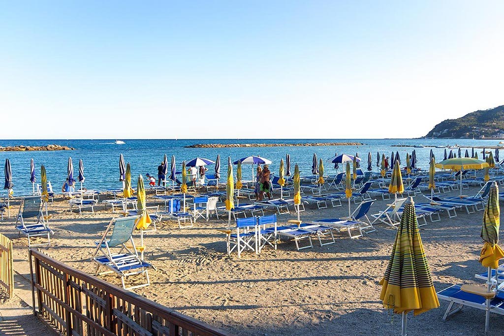 Hotel Villa San Giuseppe a San Bartolomeo al mare per bambini, spiaggia