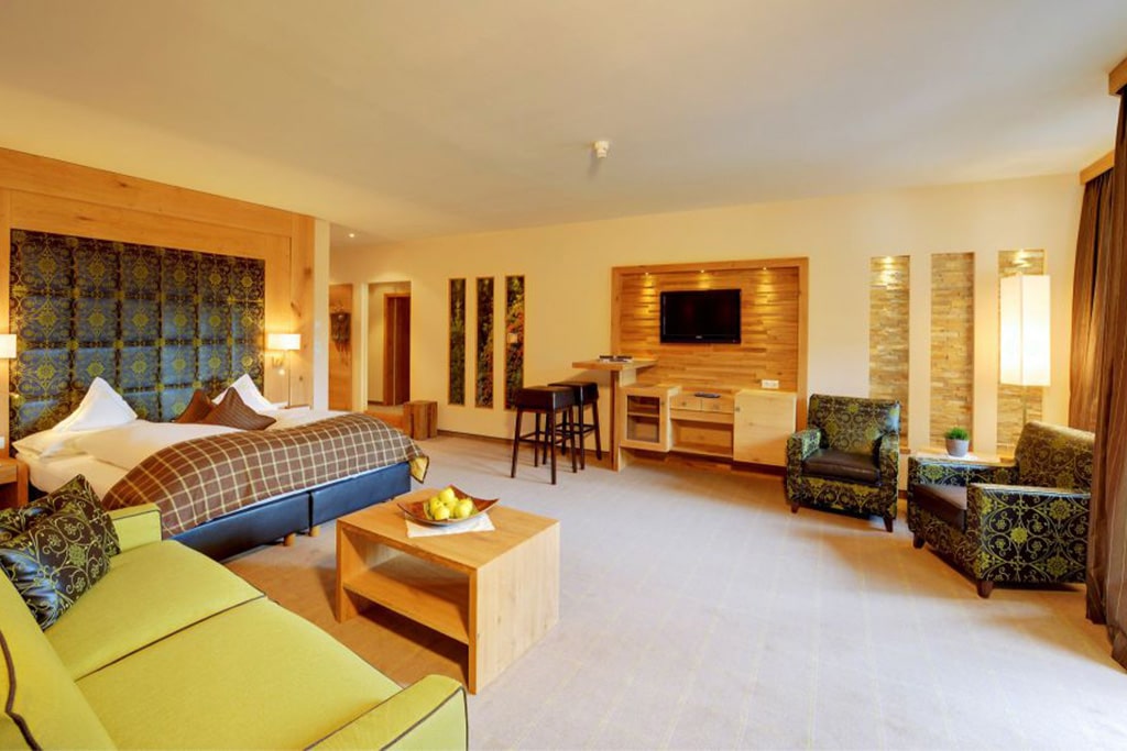 Quellenhof Luxury Resort per bambini vicino Merano, camera genziana