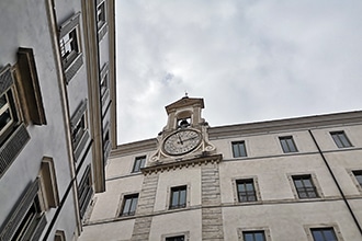 Caccia al tesoro del Museo di Leonardo da Vinci a Roma, orologio del Palazzo del Monte di Pietà