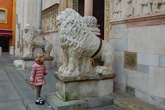 Il centro storico di Modena con i bambini