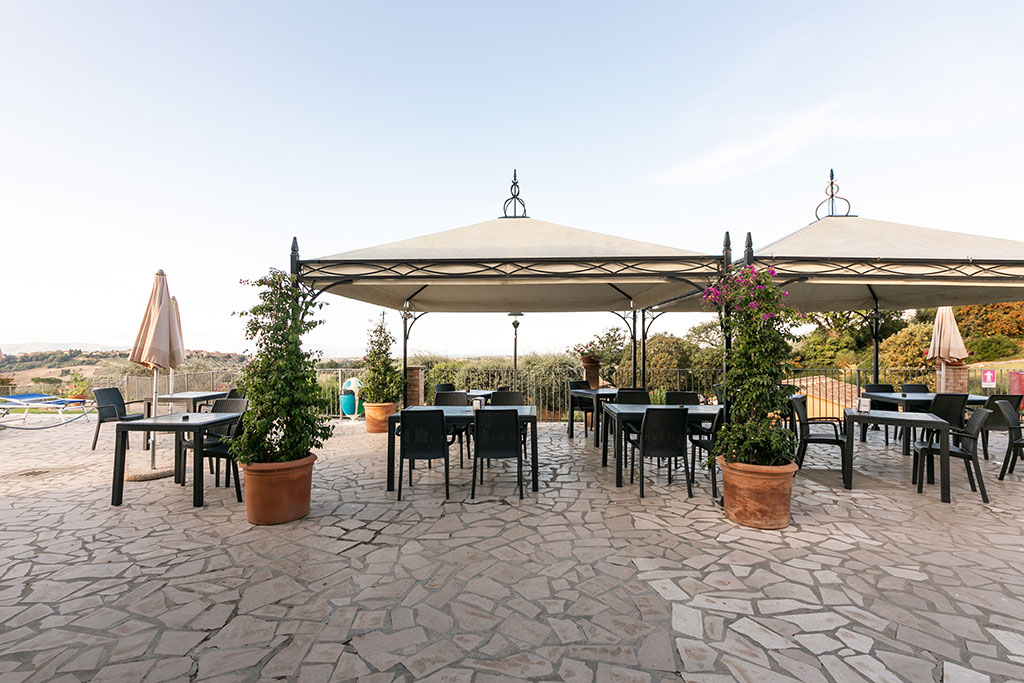 Borgo Magliano Garden Resort per bambini in Maremma Toscana, il bar
