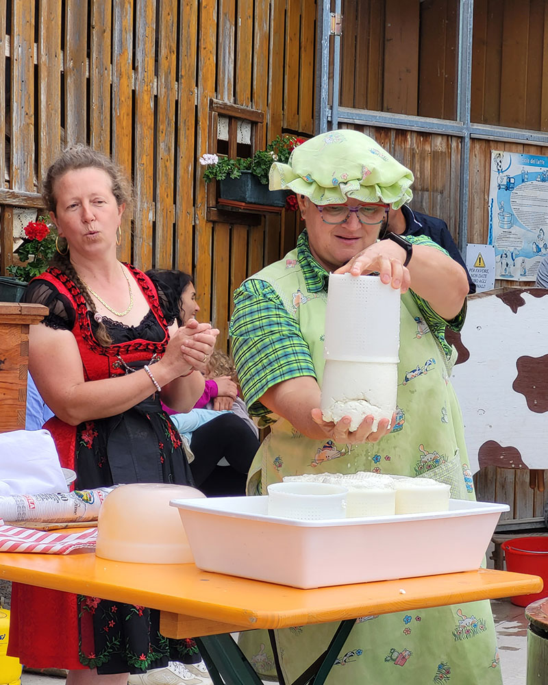 Fattoria Sotto al Croz, laboratori per bambini col casaro