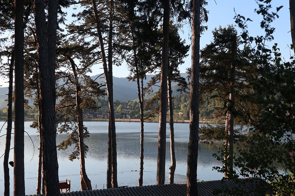 Camping Montorfano per bambini, il Lago di Montorfano