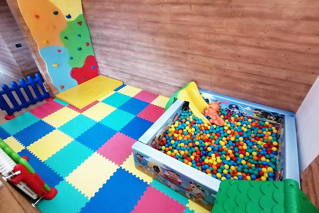 B&B Castello per bambini a Cimbergo, spazio giochi