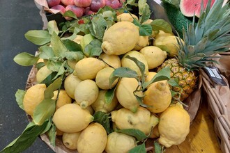 Mercato Orientale di Genova: limoni