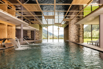 Alto Adige, Schneeberg Family Resort, spa per adulti, piscina con vista