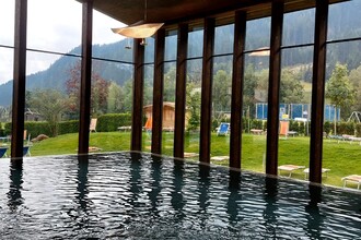 Hotel Schneeberg in Val Ridanna: la piscina per adulti
