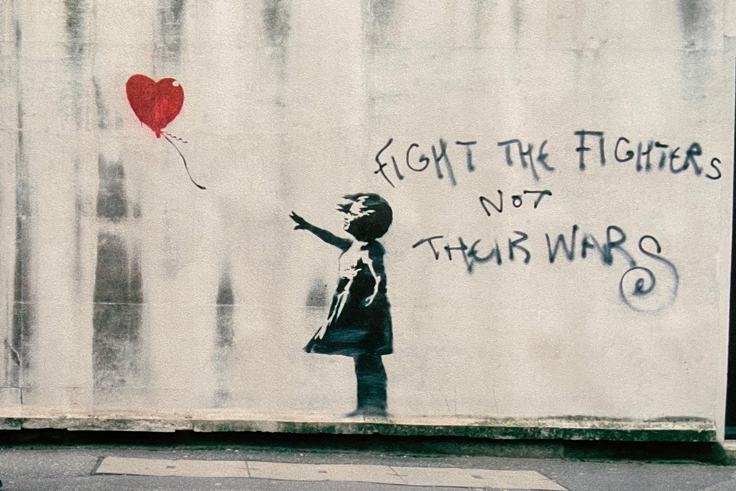 Banksy, girl with balloon