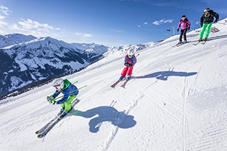 Valle Zillertal in inverno, sci in famiglia