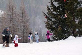 FVG passeggiate con i bambini tra neve e bosco nel Sauris