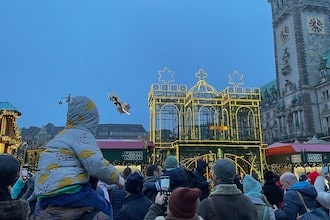 Amburgo, mercatino di Natale Roncalli in Piazza del Municipio
