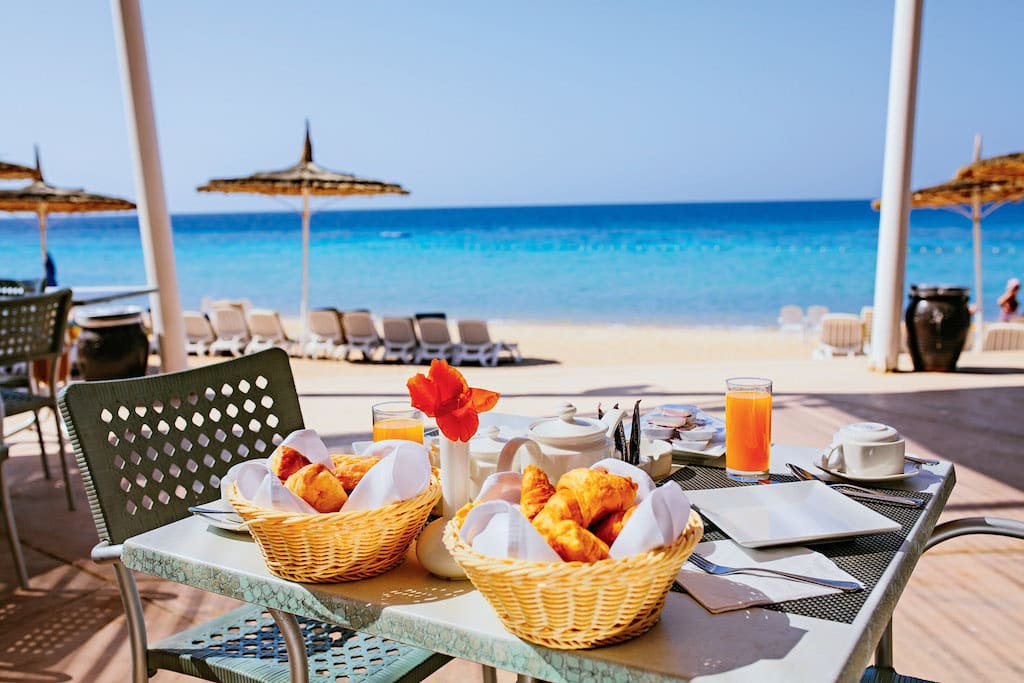 Veraclub Reef Oasis Beach Resort a Sharm el Sheikh, bar vista mare