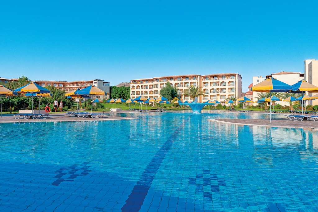 Veraclub Myrina Beach villaggio a Rodi in Grecia, piscina