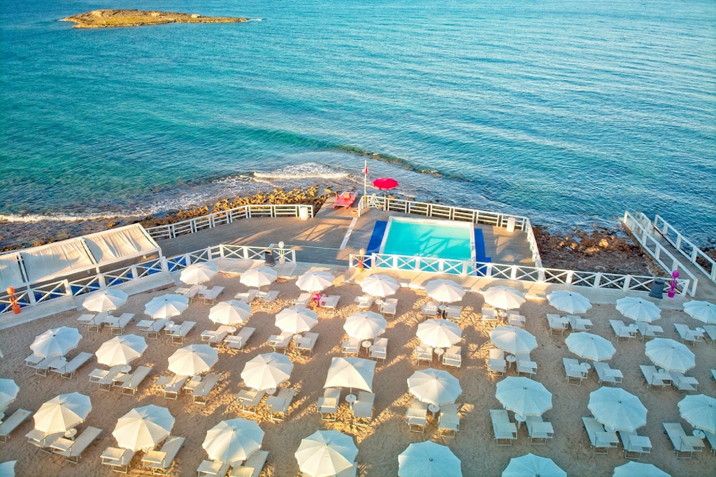 Veraclub L'Isola di Pazze villaggio resort hotel in Salento, lido con piscina