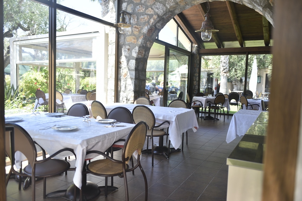 Villaggio e Resort Blue Marine a Marina di Camerota in Cilento, ristorante