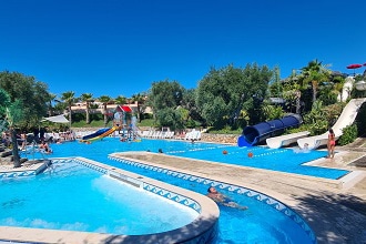 Villaggio e Resort Blue Marine a Marina di Camerota in Cilento, piscine
