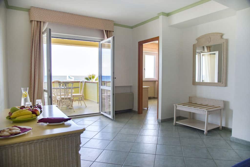Blu Hotels, Hotel Village Paradise in Calabria, camera con vista mare