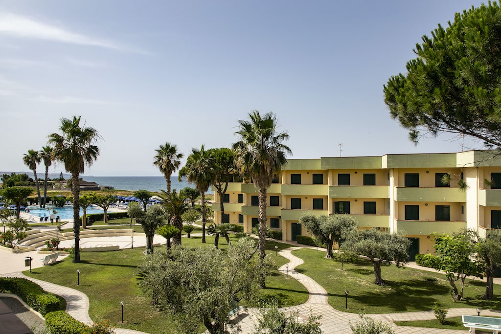 Blu Hotels, Hotel Village Paradise in Calabria, esterno struttura