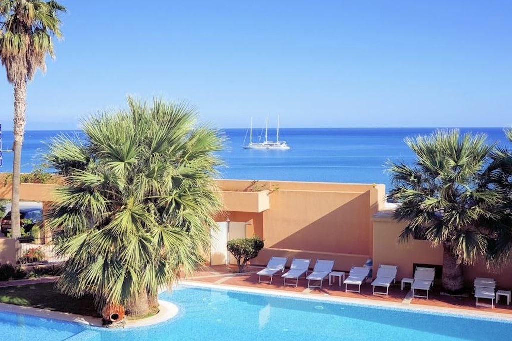 Hotel Punta Nord-Est a Castellammare del Golfo, piscina