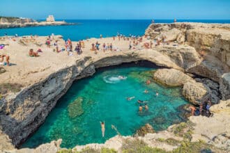 Grotta della Poesia vicino Melendugno