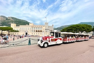 Principato di Monaco per bambini - Palazzo dei Principi e il trenino