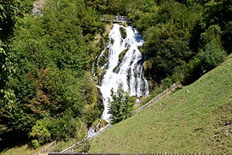 Cascata Rio Bianco in Valle di Comano