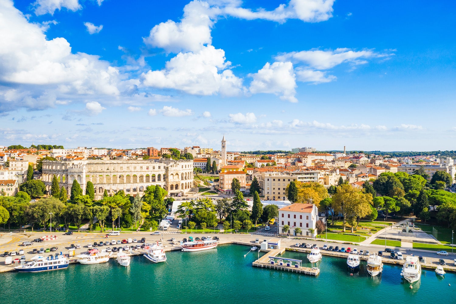 Porto di Pola, Istria