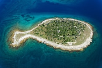L'isola a forma di pesce del Parco Nazionale di Brioni - Ph- Goran Safarek