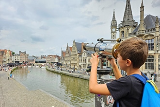 Gand con bambini, vista canali