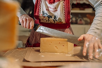 Mercatino di Lavarone, formaggio dell'Alpe