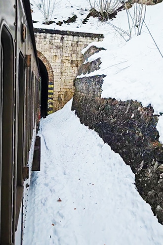 Transiberiana d'italia, la Ferrovia dei Parchi in Abruzzo, galleria