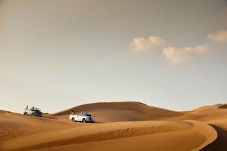 Le escursioni nel deserto di Dubai con i bambini: safari in fuoristrada