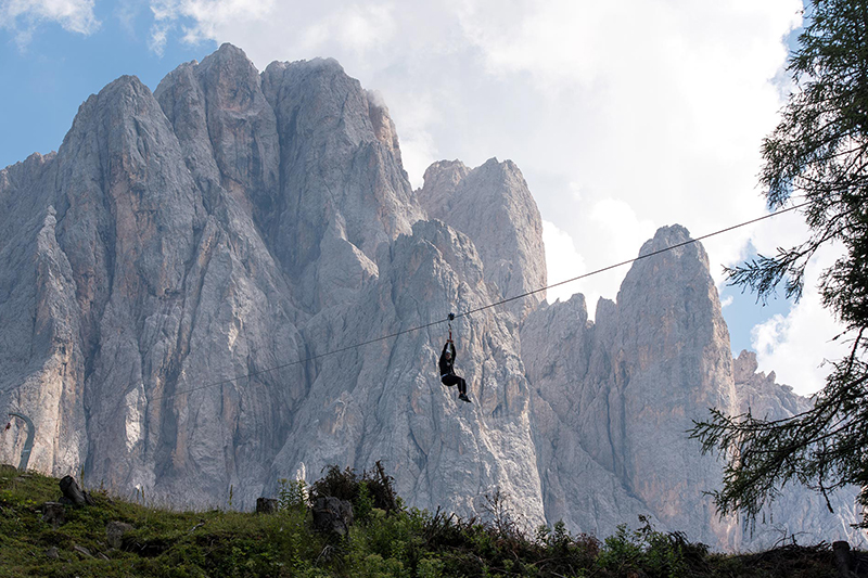 L'adrenalinica ZIPline Monte Pana (foto credit fotoprofi.it-Janmatie)