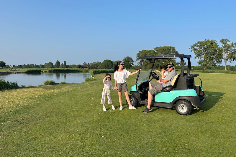 Lezione di golf con golf cart al Golf Club di Grado