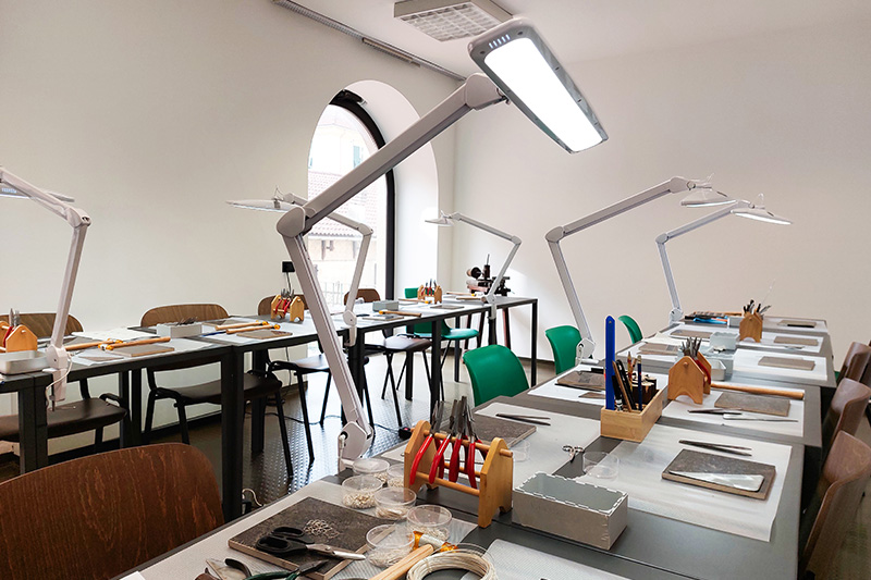 Laboratori di filigrana per adulti e bambini a Campo Ligure