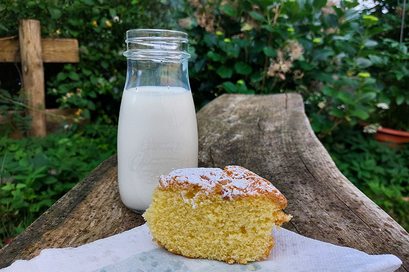 Colazione alla Cascina Buscarella.